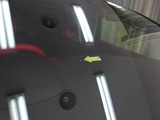 フロント ガラス 飛び石