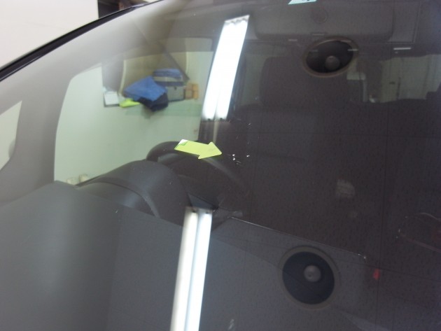 フロント ガラス 飛び石