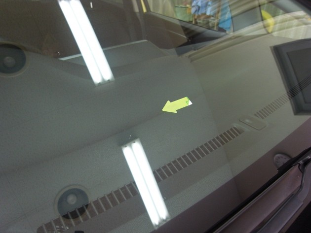 自動車ガラス 飛び石 補修