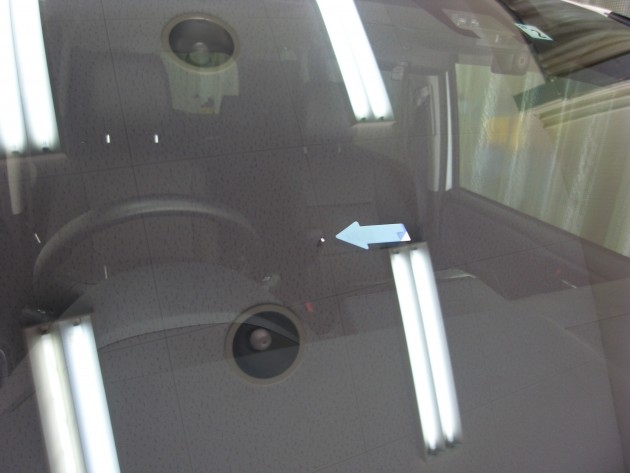 フロント ガラス 飛び石