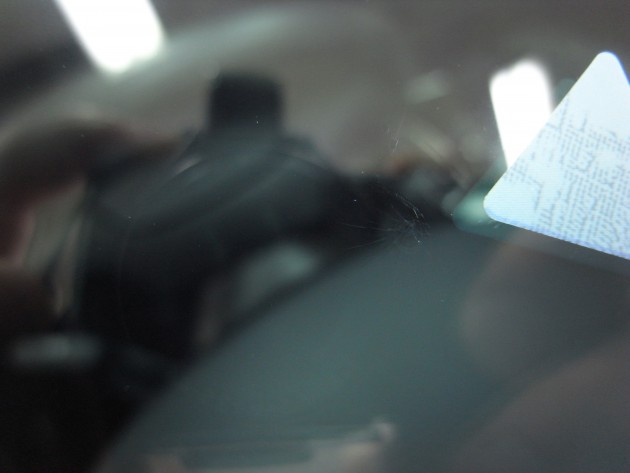 自動車ガラス 飛び石 リペア