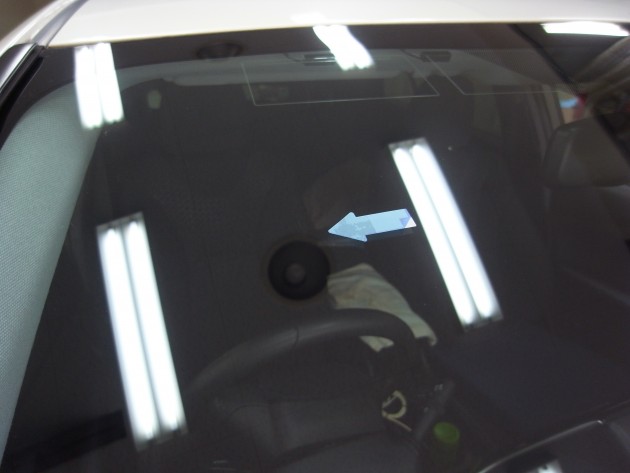 自動車ガラス 飛び石 修復