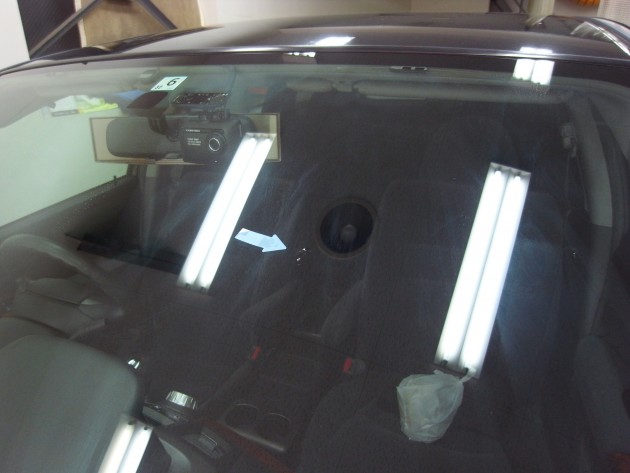 フロントガラス ヒビ