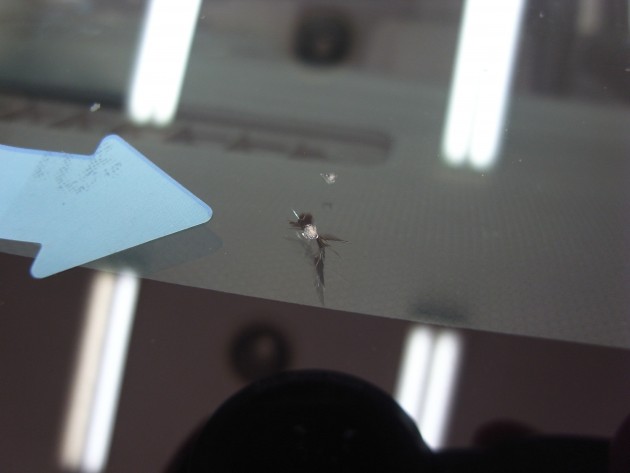 自動車ガラス 飛び石 修理