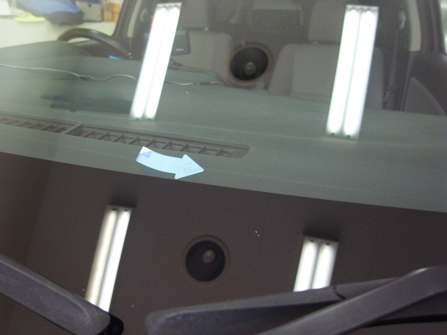 自動車ガラス 飛び石 補修