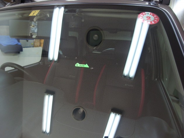 フロントガラス 飛び石