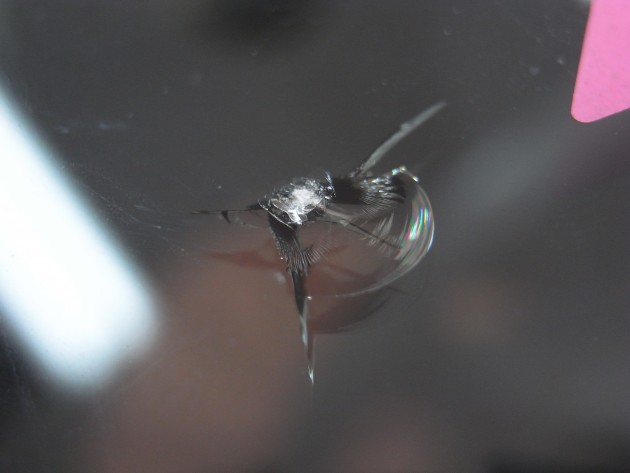 フロントガラス 飛び石