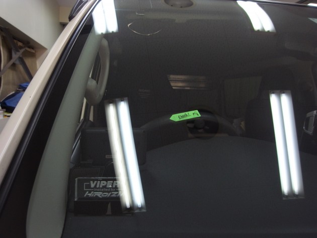 フロントガラス 修理