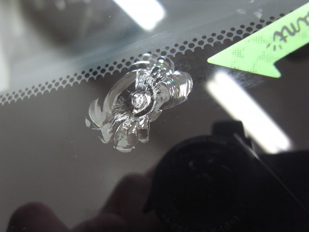 フロントガラス 修理