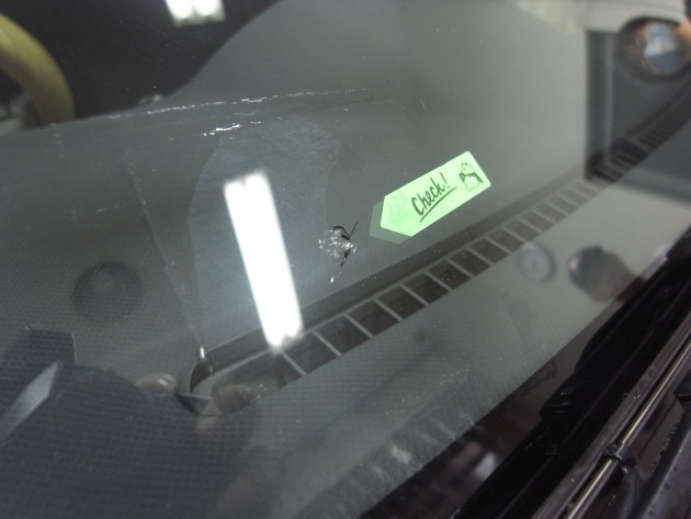 フロントガラス 飛び石