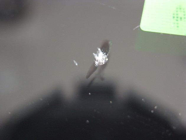 フロントガラス 修理