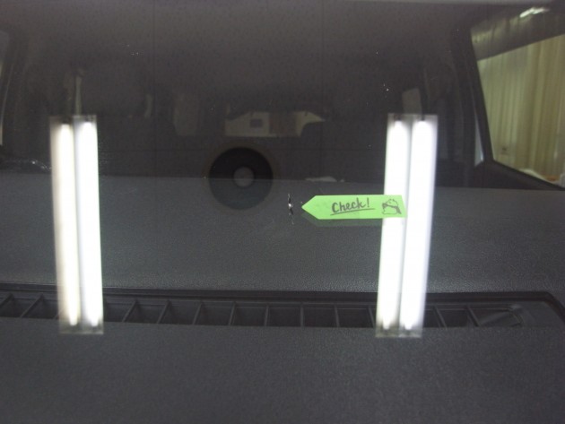 フロントガラス ヒビ