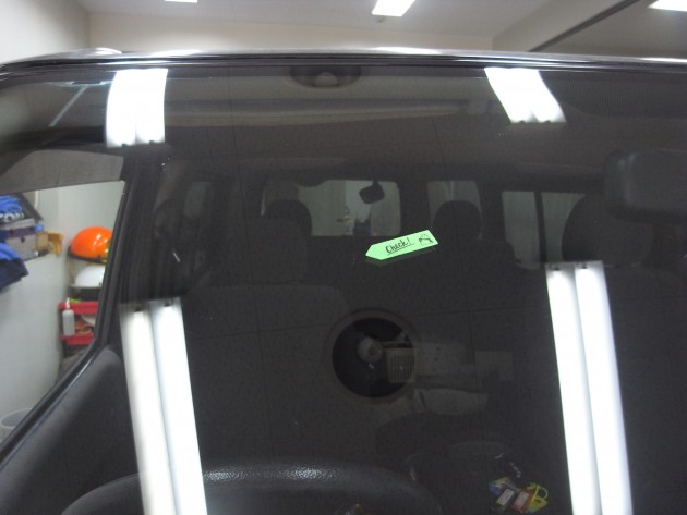 フロントガラス ヒビ 