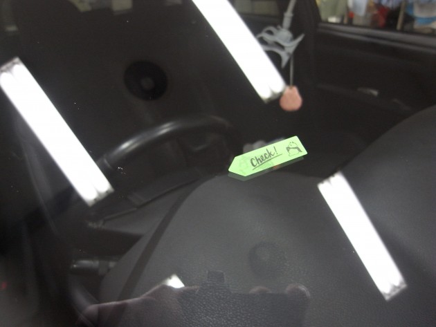 フロントガラス 修理