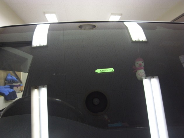 フロントガラス 飛び石 修理