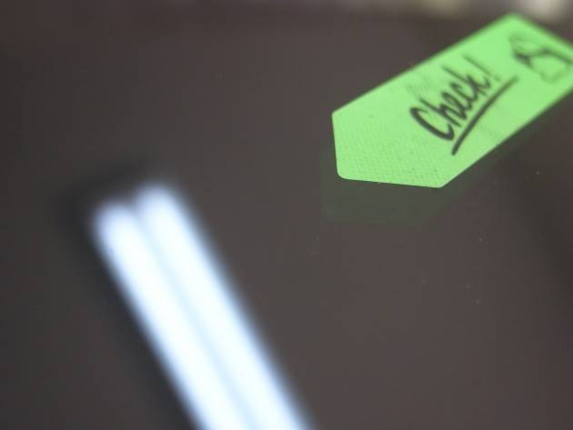 フロントガラス 飛び石 修理