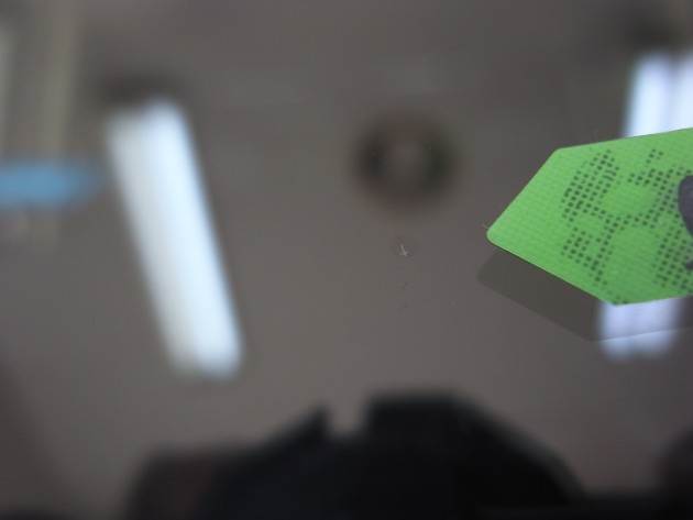 フロントガラス 飛び石 修理