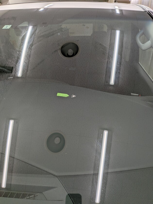 アルファード1.7cmのひび割れ