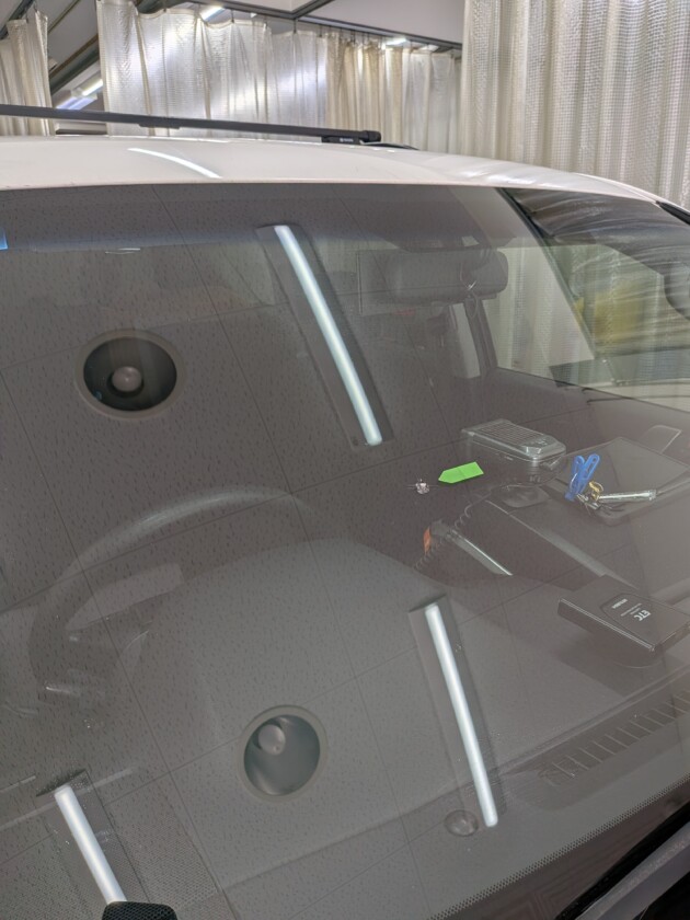 プラド2.7cmのひび割れ