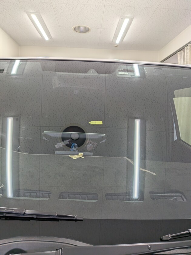 ハイエース1cmのひび割れ