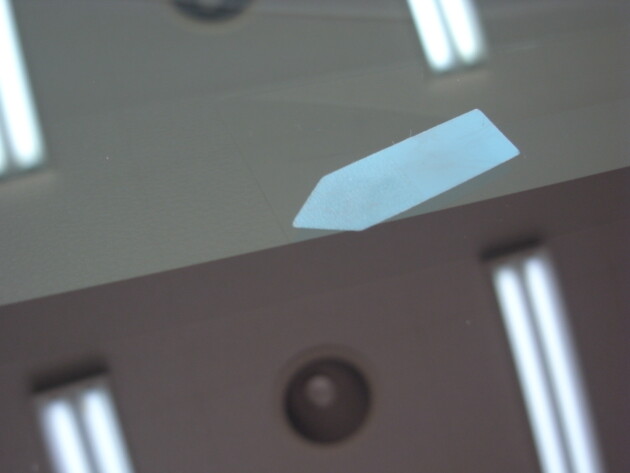 トヨタカローラツーリング フロントガラス 飛び石