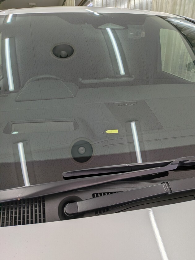 アルファード1.6cmのひび割れ