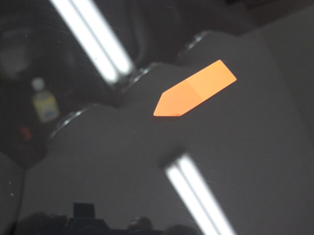 アウディTT　フロントガラス　飛び石　2.1cmのひび割れ