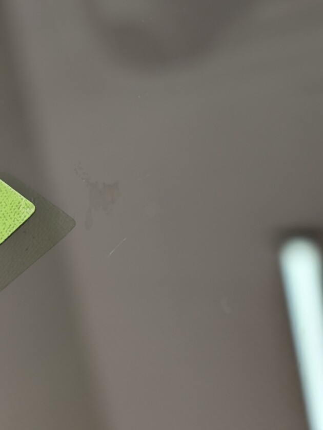 BMWX3ウインドリペア1.2cm