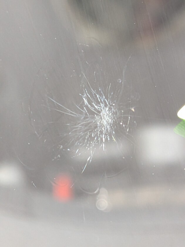 ハイエース直径2.2cmのひび割れ