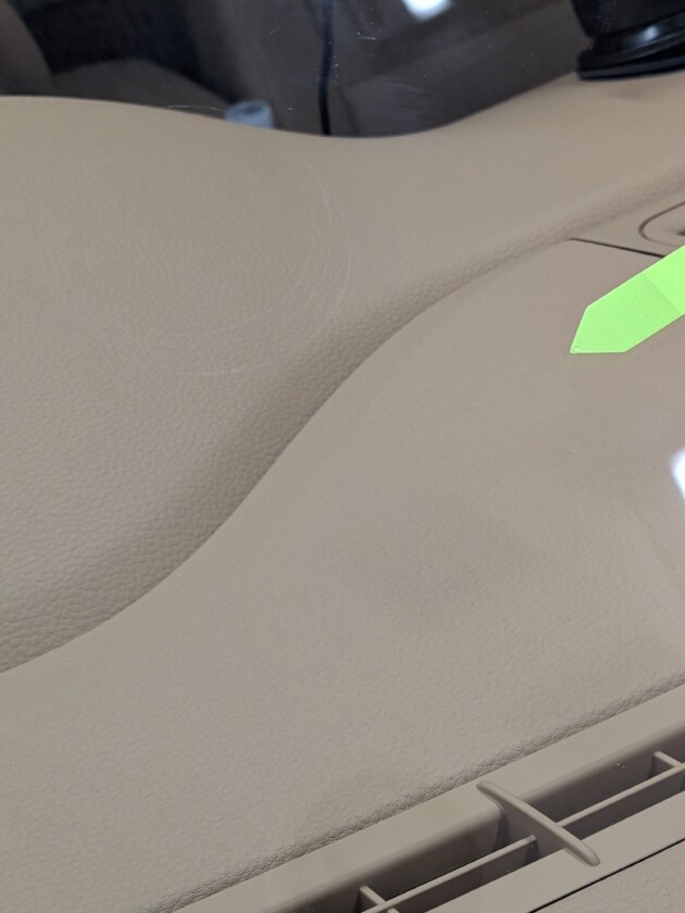 パナメーラ1cmと1.3cmのひび割れ