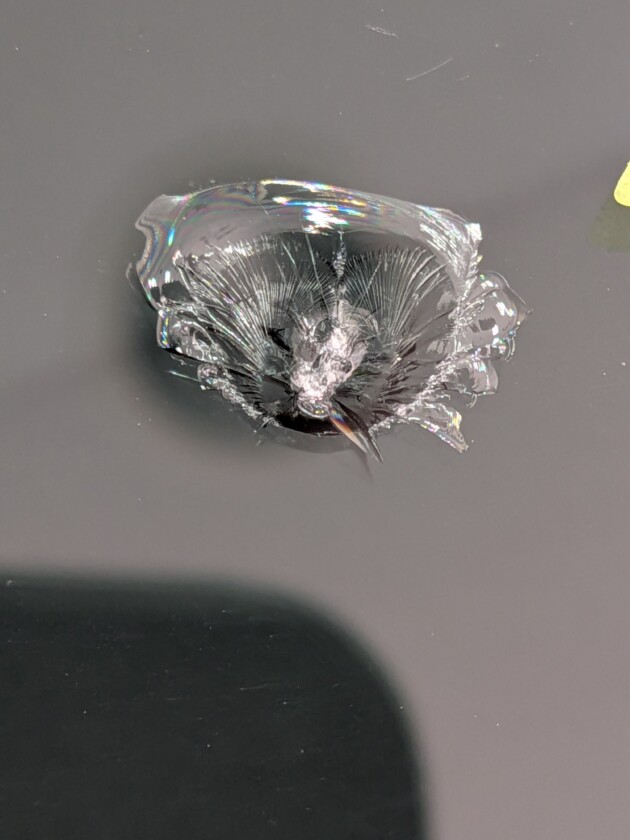 ルミオン1.8cmのひび割れ