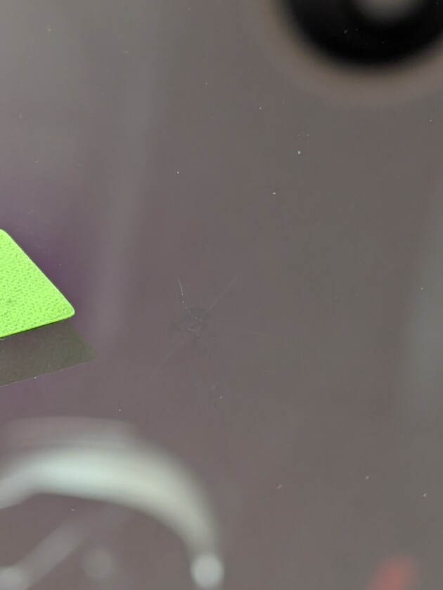 C350e1.4cmのひび割れ