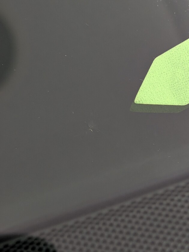 ヴェルファイア1.2cmのひび割れ