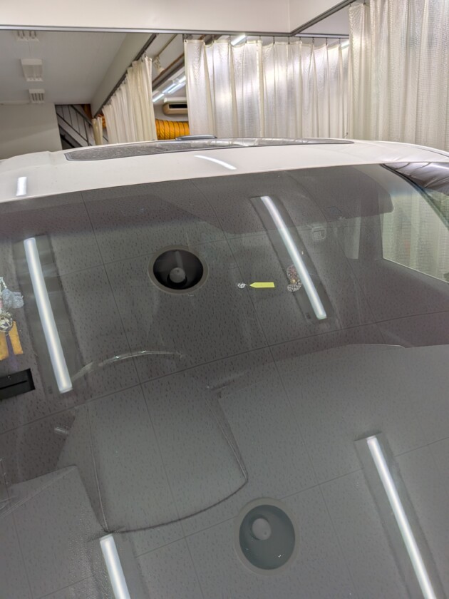 アルファード3cmのひび割れ