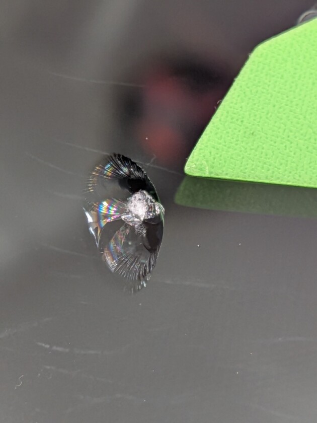 ソリオバンディット1cmのひび割れ