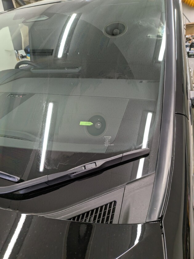 アルファード4.2cmのひび割れ