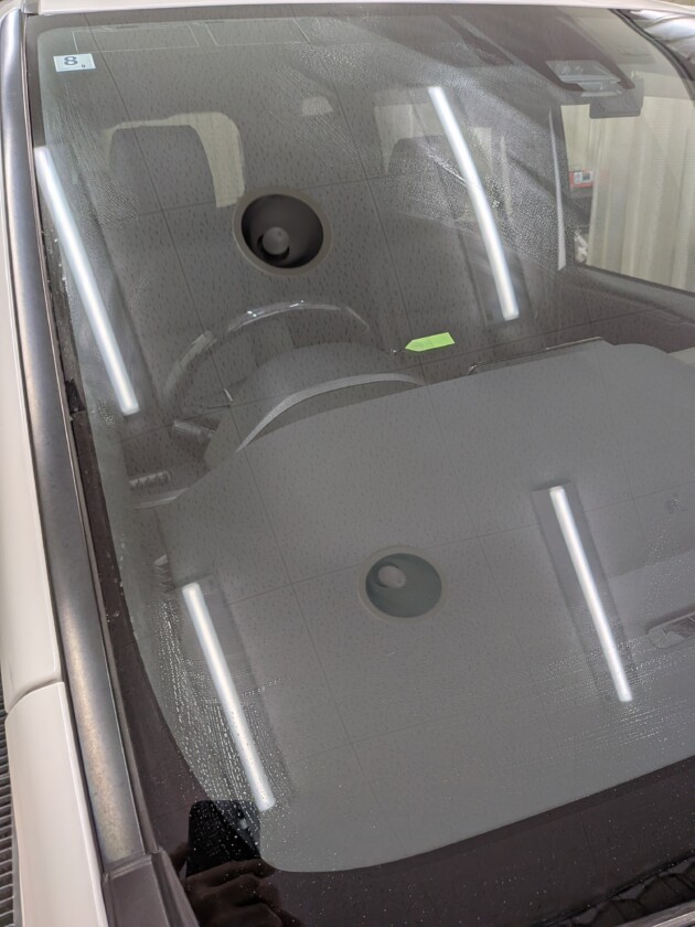 エスクァイア1.6cmのひび割れ