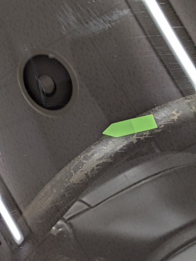 インテグラタイプR1cmのひび割れ