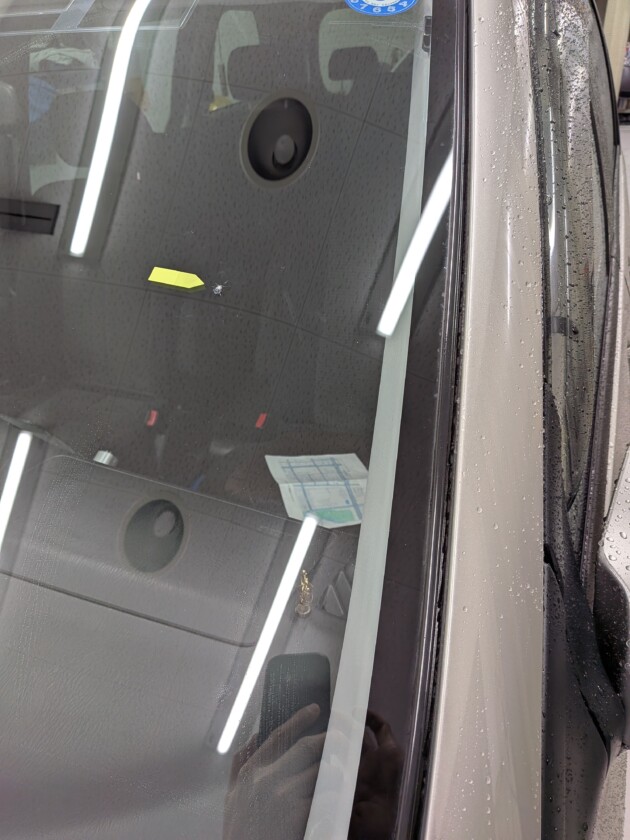 MPV2cmのひび割れ