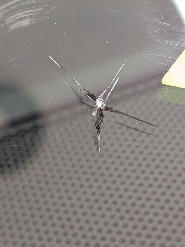 ヴェルファイア2cmのひび割れ