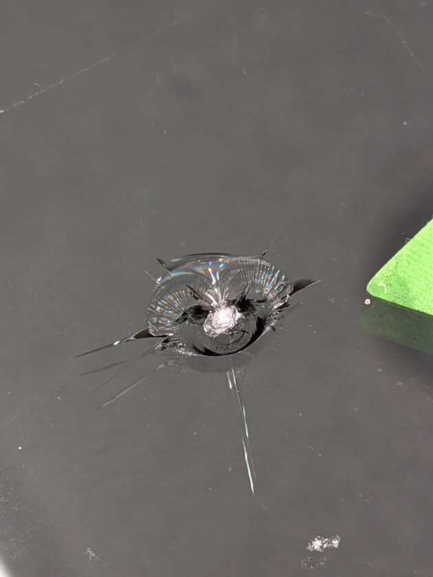 ヴェルファイア2cmのひび割れ