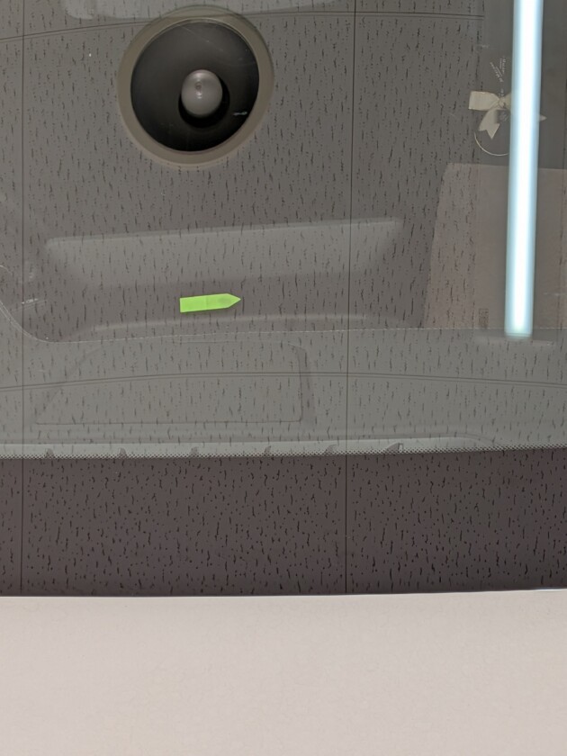 BMWX3ウインドリペア1.2cm