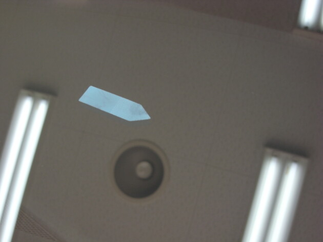 トヨタヴェルファイア　フロントガラス　飛び石