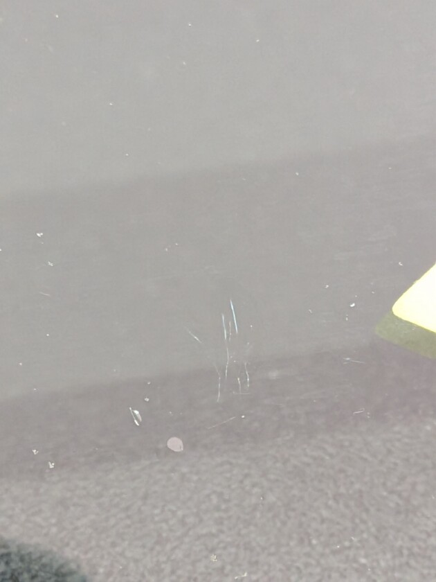 ノア2.3cmのひび割れ