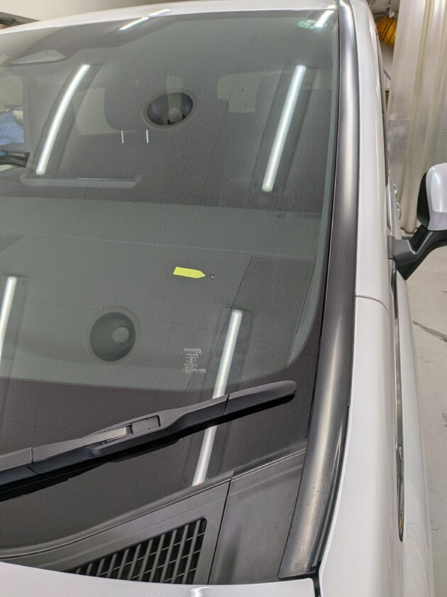 アルファード1.2cmのひび割れ