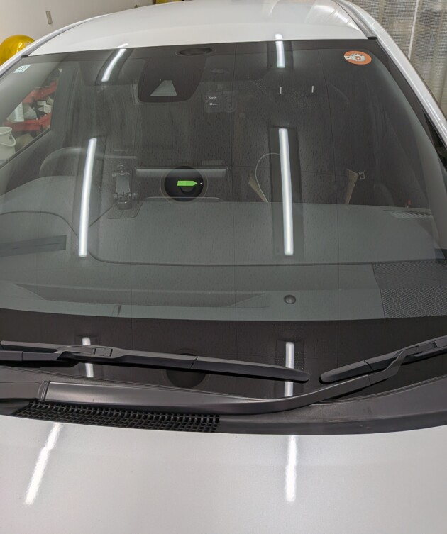 カローラツーリング1.5cmのひび割れ