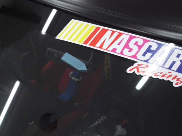 ミニクーパー1.7cmのひび割れ
