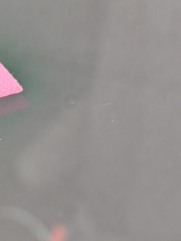 ノア1.5cmのひび割れ