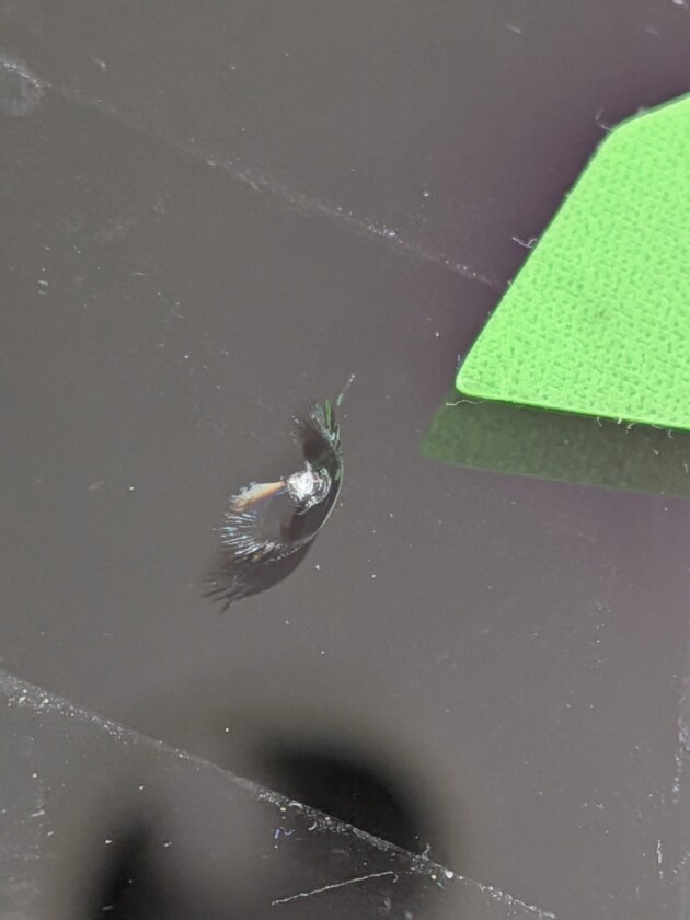 ルーミー1cmのひび割れ