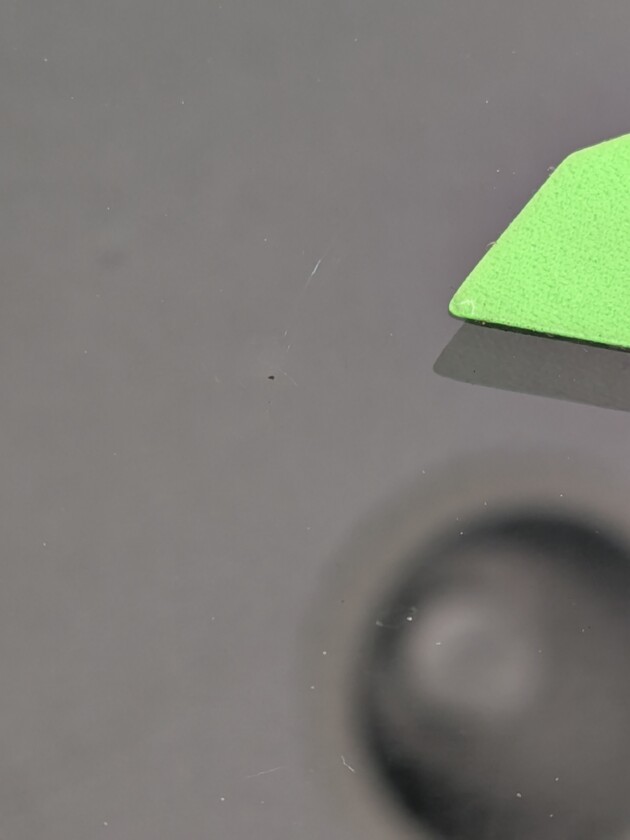 ヴェルファイア2cmのひび割れ